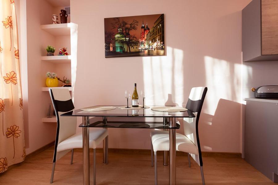 Piast Apartament Красков Екстериор снимка